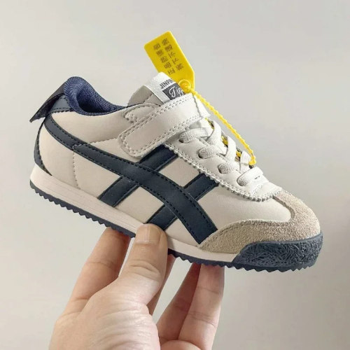 صورة أحذية رياضية للأطفال للأولاد خفيفة الوزن ومسامية أحذية رياضية للجري للفتيات أحذية كاجوال ناعمة من الأسفل أحذية للطلاب